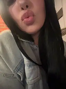 Tisha Busty online show from July 6, 2026, 3:03 pm