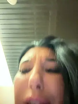 Tisha Busty online show from January 5, 2026, 5:27 pm