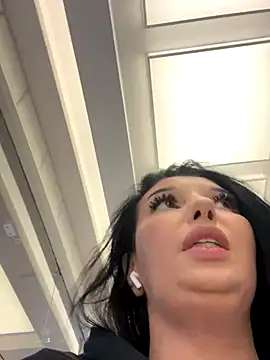 Tisha Busty online show from December 15, 2025, 12:55 pm