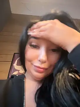 Tisha Busty online show from April 25, 2026, 12:08 pm