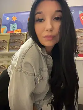 Snapshot of Tisha_Busty chatting on June 3, 2026, 11:33 am Tisha Busty online show from June 3, 2026, 11:33 am