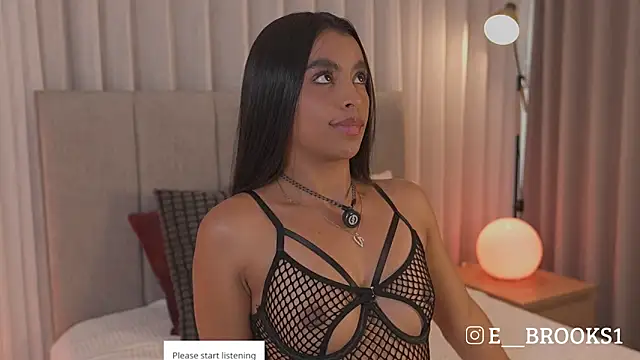 emma brooks1 online show from May 1, 2026, 7:19 pm