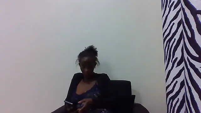 Snapshot of sweets_80 chatting on June 14, 2026, 4:41 pm sweets 80 online show from June 14, 2026, 4:41 pm