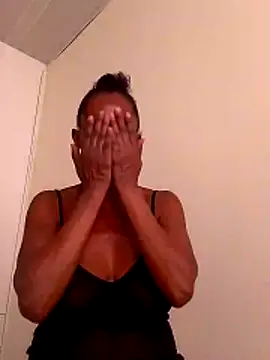 sweets 80 online show from October 26, 2025, 12:27 pm