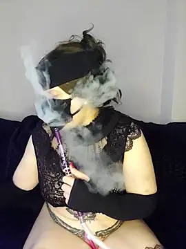 Snapshot of -Arab_milf- chatting on April 15, 2026, 11:05 am -Arab milf- online show from April 15, 2026, 11:05 am