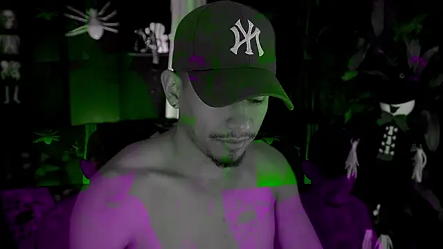 Aaronfox x online show from October 20, 2025, 1:00 pm