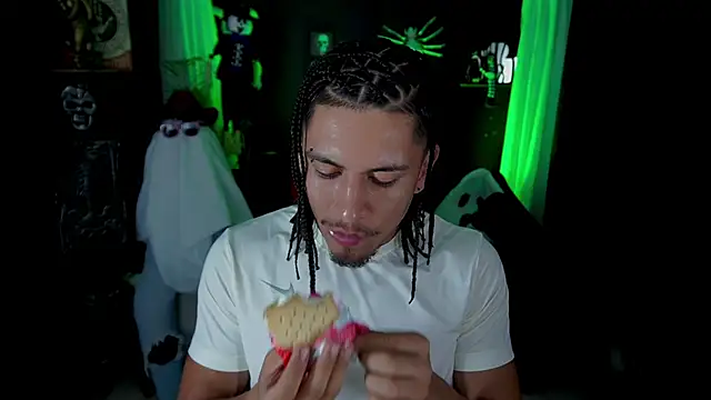 Aaronfox x online show from October 25, 2025, 10:32 pm