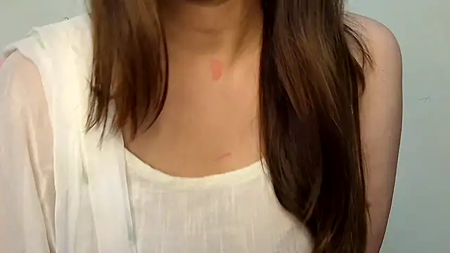 MIss-Naina online show from November 16, 2025, 7:02 am