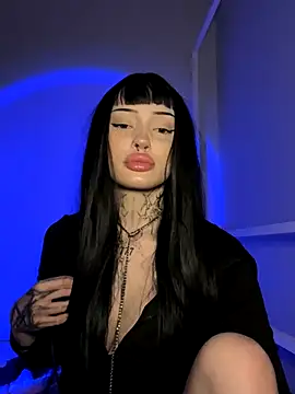 Snapshot of madelinexx chatting on November 13, 2025, 4:11 pm madelinexx online show from November 13, 2025, 4:11 pm