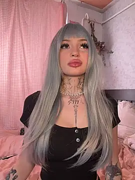 madelinexx online show from July 10, 2026, 10:37 am