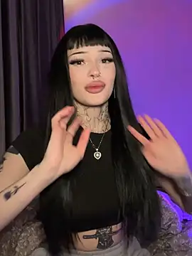 Snapshot of madelinexx chatting on December 4, 2025, 3:44 pm madelinexx online show from December 4, 2025, 3:44 pm