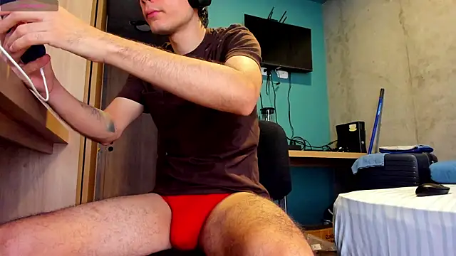 Snapshot of Huge_latin_cock chatting on July 29, 2026, 9:14 pm Huge latin cock online show from July 29, 2026, 9:14 pm