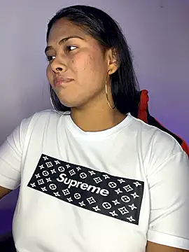 hurren pasha online show from January 7, 2026, 6:57 pm