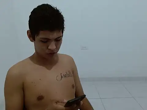 yuletxxx online show from February 22, 2026, 9:27 pm