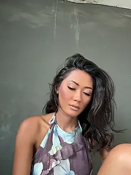 thai-dreamgirl online show from April 23, 2026, 7:26 am
