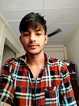 Snapshot of kingkartik7 chatting on February 19, 2025, 10:34 am kingkartik7 online show from February 19, 2025, 10:34 am