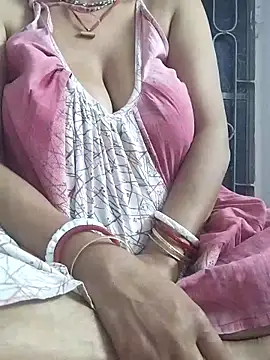 miss-Riy online show from February 8, 2026, 5:21 pm