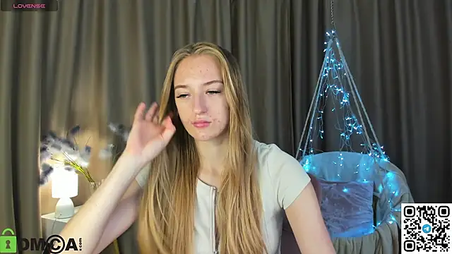 Stacy River online show from September 30, 2025, 7:47 am