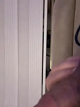 Snapshot of derFickerali chatting on March 6, 2025, 3:24 am derFickerali online show from March 6, 2025, 3:24 am