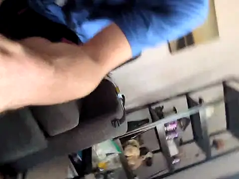 redtoyanal online show from October 23, 2025, 4:27 pm