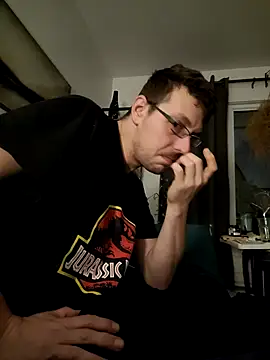 redtoyanal online show from December 21, 2024, 10:39 am