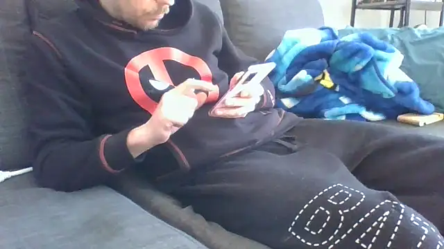 redtoyanal online show from February 15, 2025, 6:23 pm