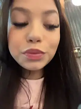 Chloe  Moon online show from January 14, 2026, 3:26 pm