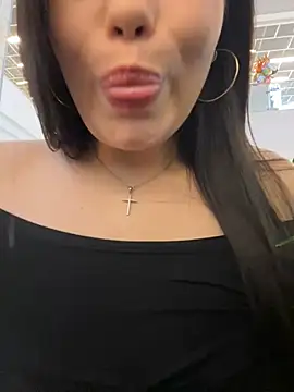 Chloe  Moon online show from January 5, 2025, 1:47 pm