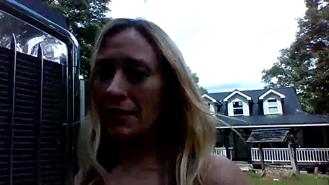 Snapshot of Ashphroditegemini chatting on May 29, 2026, 8:26 pm Ashphroditegemini online show from May 29, 2026, 8:26 pm