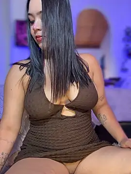 Snapshot of LunaRose5 chatting on July 8, 2026, 2:46 am LunaRose5 online show from July 8, 2026, 2:46 am
