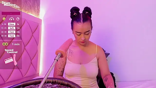 AntonellaQueenn online show from February 7, 2026, 11:29 am