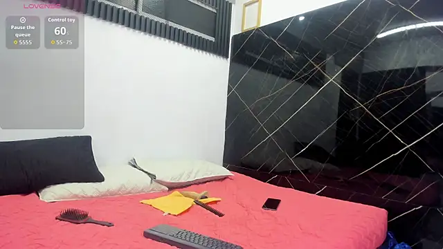 Snapshot of Analiasmith89 chatting on October 19, 2025, 3:31 am Analiasmith89 online show from October 19, 2025, 3:31 am