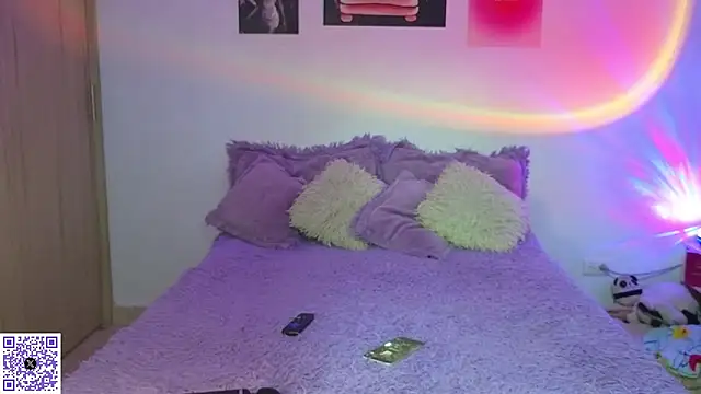 angie bigboobs  online show from June 14, 2026, 2:08 am