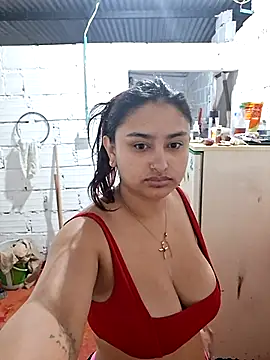 Snapshot of sariitha_sw chatting on June 23, 2026, 10:02 am sariitha sw online show from June 23, 2026, 10:02 am