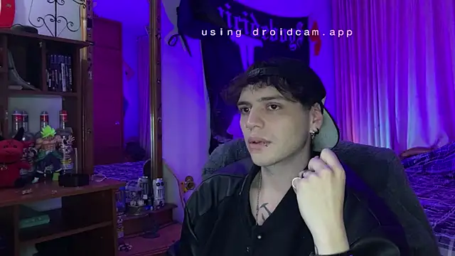 Snapshot of Soul_cursed_boy chatting on May 30, 2026, 3:57 am Soul cursed boy online show from May 30, 2026, 3:57 am