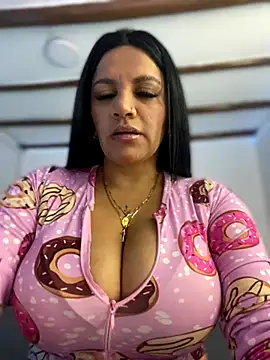 Snapshot of Milff_parkerrr chatting on October 8, 2025, 2:13 am Milff parkerrr online show from October 8, 2025, 2:13 am