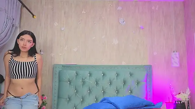 Snapshot of Marcelaa_fox chatting on November 15, 2025, 8:46 pm Marcelaa fox online show from November 15, 2025, 8:46 pm