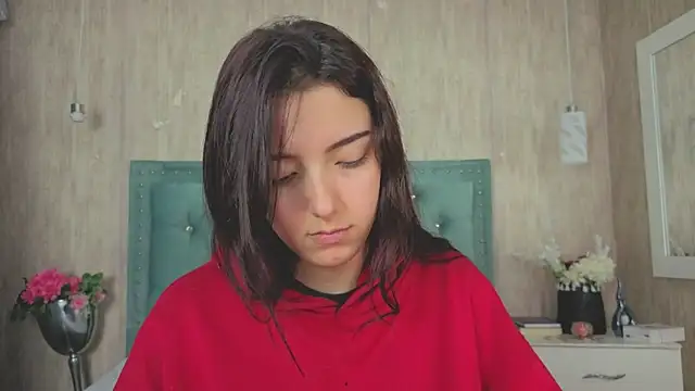 Snapshot of Marcelaa_fox chatting on October 10, 2025, 12:00 am Marcelaa fox online show from October 10, 2025, 12:00 am