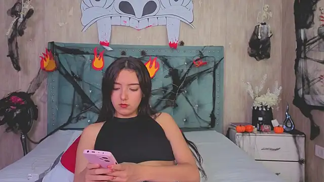 Snapshot of Marcelaa_fox chatting on October 21, 2025, 9:25 pm Marcelaa fox online show from October 21, 2025, 9:25 pm