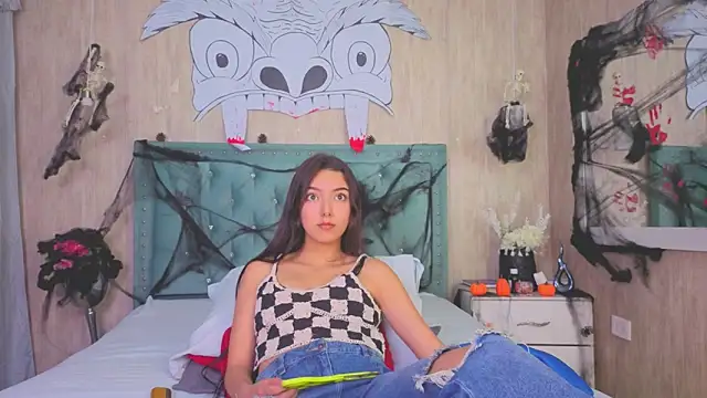 Snapshot of Marcelaa_fox chatting on October 20, 2025, 7:25 pm Marcelaa fox online show from October 20, 2025, 7:25 pm