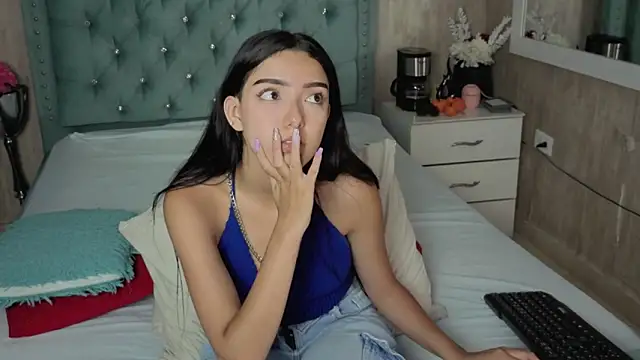 Snapshot of Marcelaa_fox chatting on April 7, 2026, 7:59 pm Marcelaa fox online show from April 7, 2026, 7:59 pm