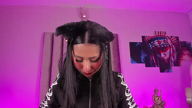 Isabella Flowers online show from April 23, 2026, 4:19 am