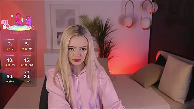 EmilyAir online show from December 4, 2025, 4:39 pm