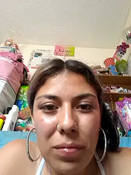 Sweel Leyva18 online show from December 2, 2024, 6:27 pm