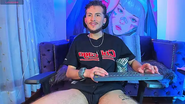  hairybeard  online show from December 16, 2025, 8:24 pm