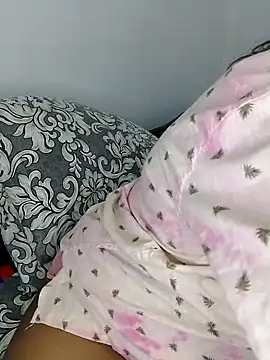 princesslesbi online show from March 3, 2025, 4:05 pm