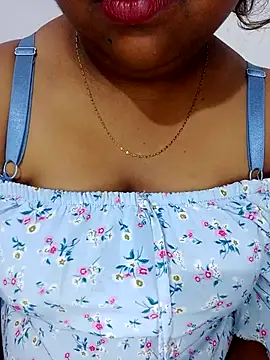 princesslesbi online show from November 29, 2025, 2:44 am