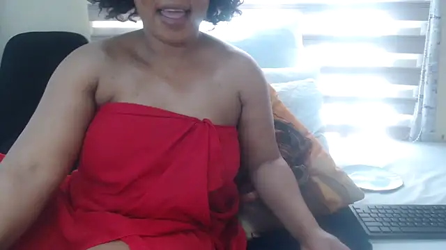 Snapshot of Foxybrownxx1 chatting on June 29, 2026, 8:10 am Foxybrownxx1 online show from June 29, 2026, 8:10 am