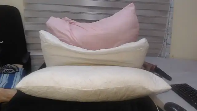 Snapshot of Foxybrownxx1 chatting on July 16, 2026, 8:50 pm Foxybrownxx1 online show from July 16, 2026, 8:50 pm