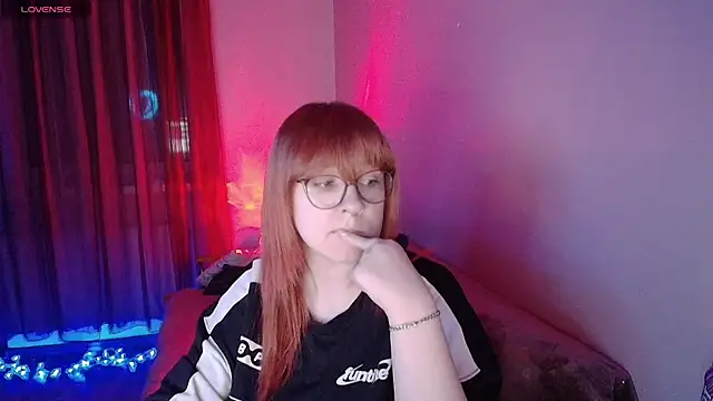 Rudy 02 online show from January 7, 2026, 2:38 am